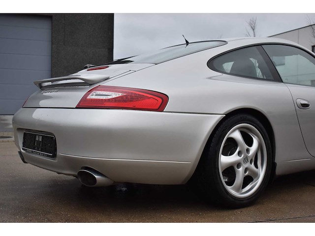 Porsche 911 996 carrera - afbeelding 14 van  32
