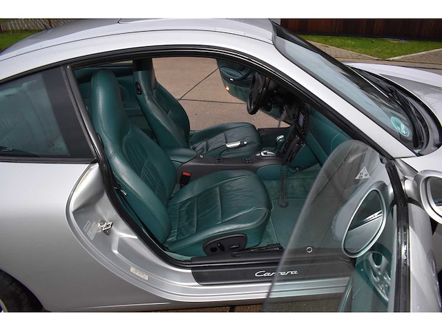 Porsche 911 996 carrera - afbeelding 25 van  32