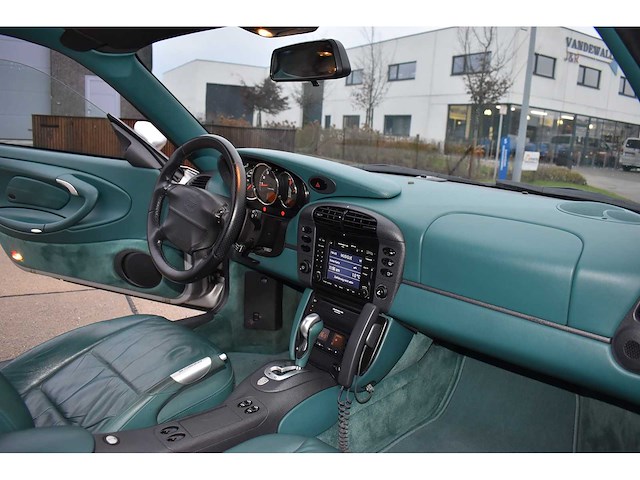 Porsche 911 996 carrera - afbeelding 26 van  32