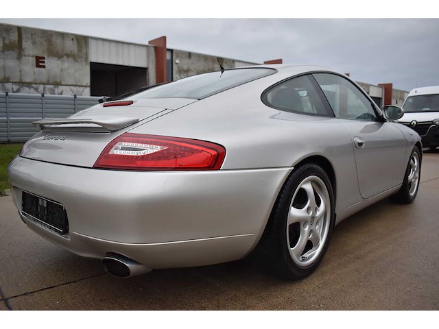 Porsche 911 996 carrera - afbeelding 28 van  32