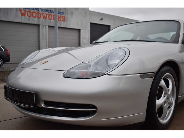 Porsche 911 996 carrera - afbeelding 32 van  32