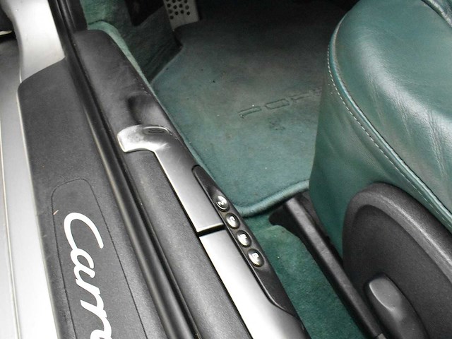 Porsche 911 996 carrera - afbeelding 11 van  56