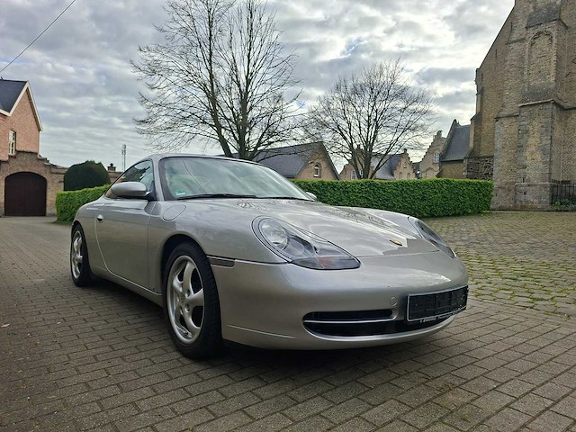 Porsche 911 996 carrera - afbeelding 8 van  9