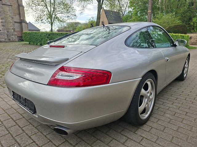 Porsche 911 996 carrera - afbeelding 7 van  43