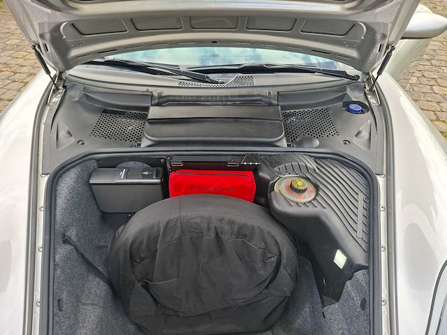 Porsche 911 996 carrera - afbeelding 27 van  43