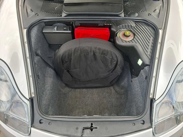 Porsche 911 996 carrera - afbeelding 28 van  43