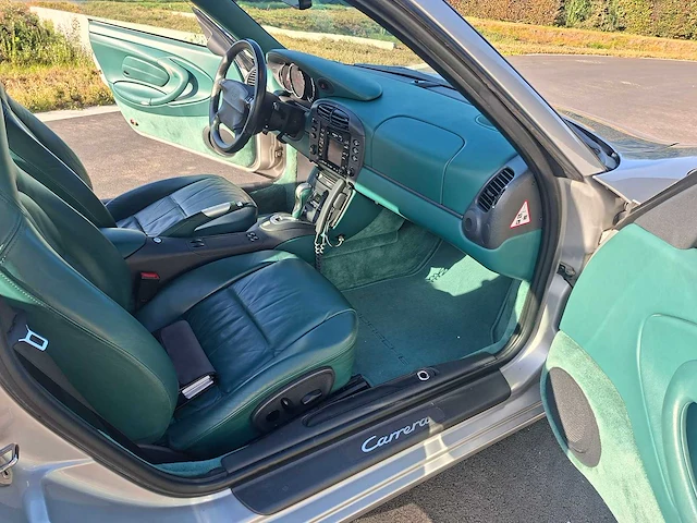 Porsche 911 996 carrera - afbeelding 25 van  55