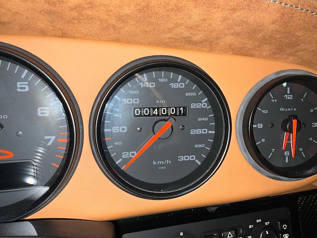 Porsche 911 type 964 avd auto - afbeelding 15 van  48