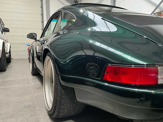 Porsche 911 type 964 avd auto - afbeelding 22 van  48