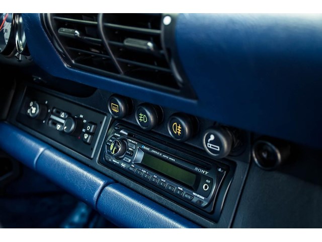 Porsche 911 type 964 martini, 1990 - afbeelding 15 van  39