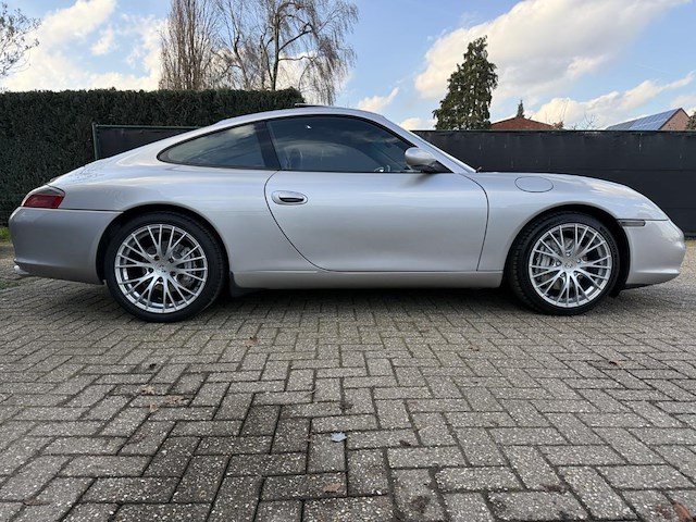 Porsche 911 type 996, 2003 - afbeelding 34 van  51