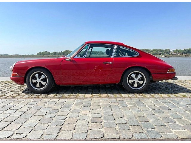 Porsche 911 - afbeelding 21 van  25
