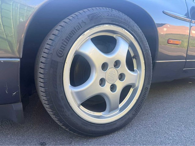 Porsche 928 s4 automatic oldtimer - afbeelding 9 van  48