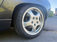 Porsche 928 s4 automatic oldtimer - afbeelding 10 van  48