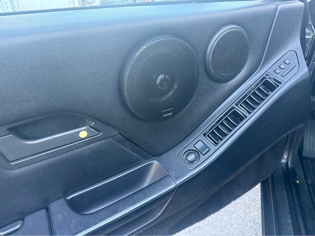 Porsche 928 s4 automatic oldtimer - afbeelding 24 van  48