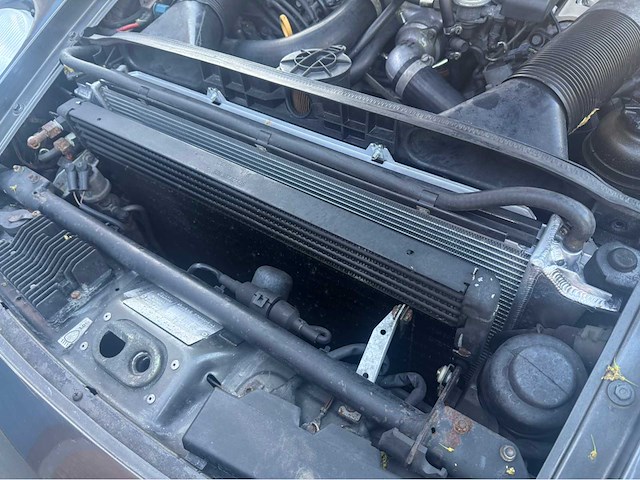 Porsche 928 s4 automatic oldtimer - afbeelding 36 van  48