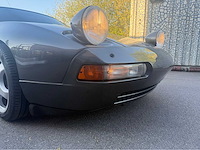 Porsche 928 s4 automatic oldtimer - afbeelding 38 van  48