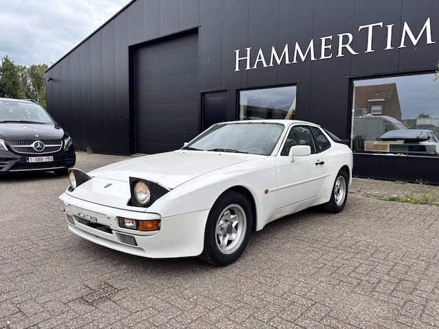 Porsche 944, 1984 - afbeelding 1 van  37