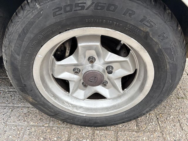 Porsche 944, 1984 - afbeelding 16 van  37