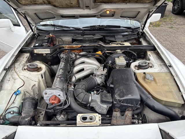 Porsche 944, 1984 - afbeelding 18 van  37