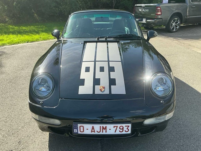 Porsche 993 coupe oldtimer - afbeelding 30 van  31