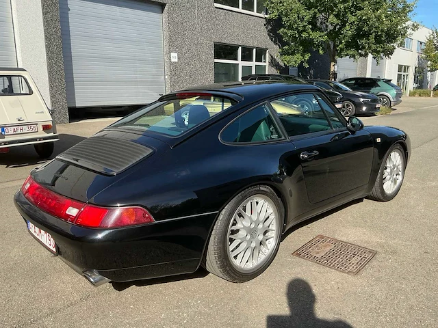 Porsche 993 coupe oldtimer - afbeelding 30 van  34
