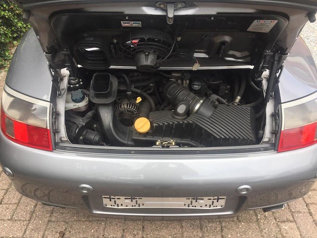 Porsche 996 carrera 4 - afbeelding 11 van  20
