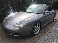 Porsche 996 carrera 4