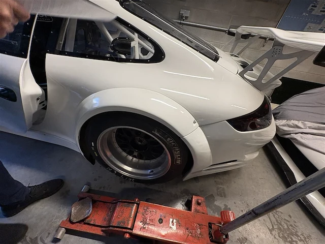Porsche 996 race - afbeelding 8 van  40