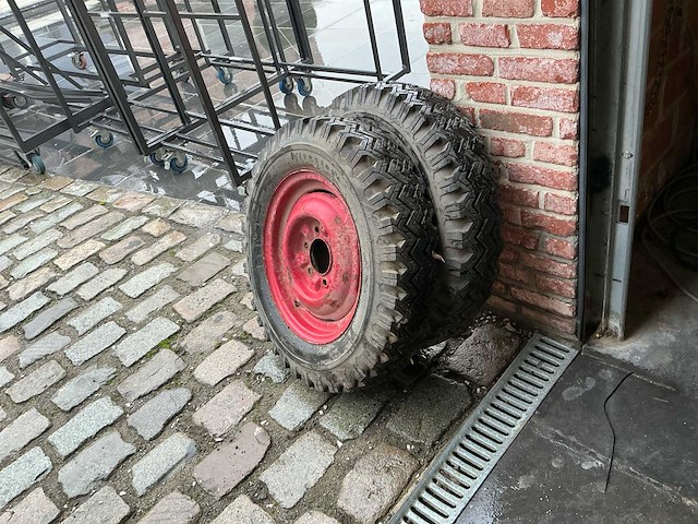Porsche band, wiel en velg - afbeelding 2 van  2