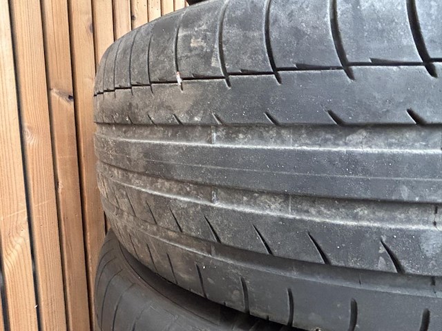 Porsche cayenne 18inch velgen - afbeelding 5 van  5