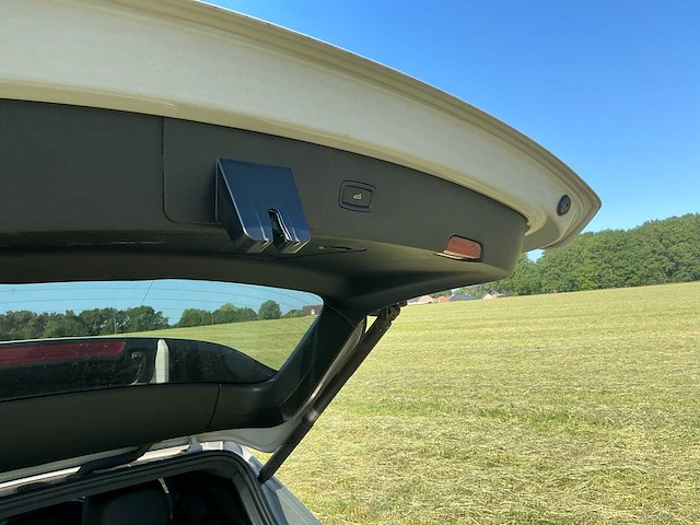 Porsche cayenne personenauto - afbeelding 19 van  37