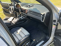 Porsche cayenne personenauto - afbeelding 28 van  37