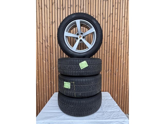 Porsche macan 18inch velgen - afbeelding 1 van  6