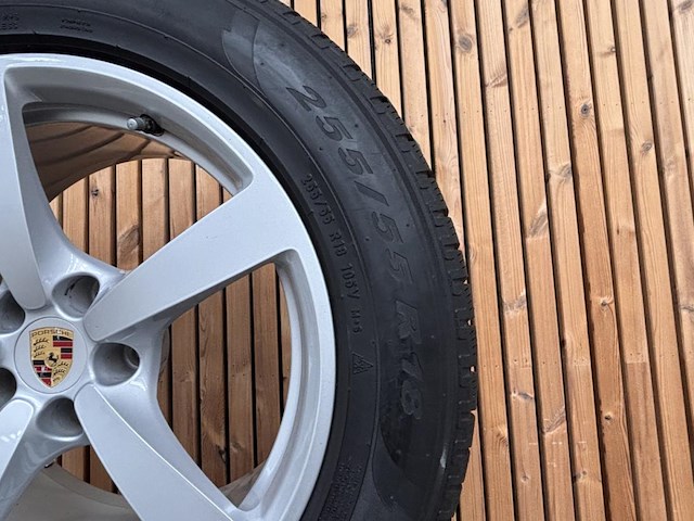 Porsche macan 18inch velgen - afbeelding 3 van  6