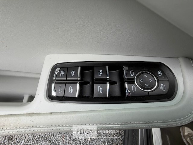 Porsche macan - afbeelding 16 van  34