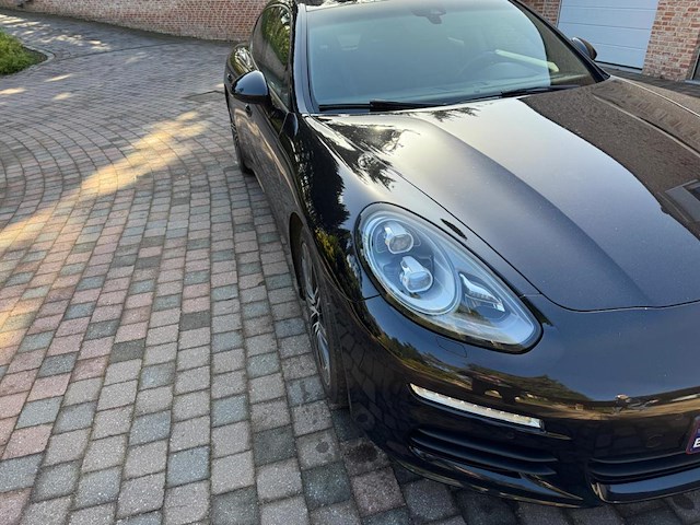 Porsche panamera diesel - afbeelding 19 van  25