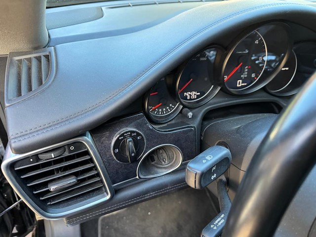 Porsche panamera diesel - afbeelding 23 van  25