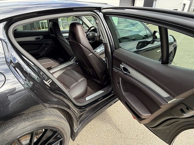 Porsche panamera s hybrid - afbeelding 9 van  27