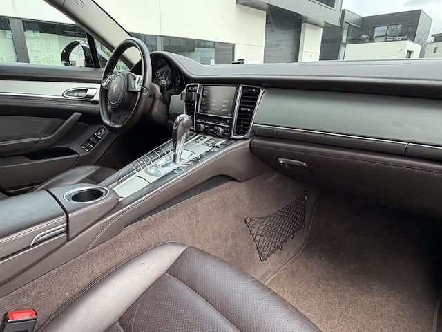 Porsche panamera s hybrid - afbeelding 14 van  27