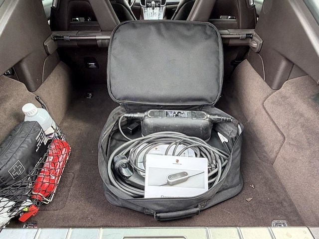 Porsche panamera s hybrid - afbeelding 25 van  27
