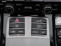Porsche panamera turbo s 4.8 v8 2015 - afbeelding 18 van  75