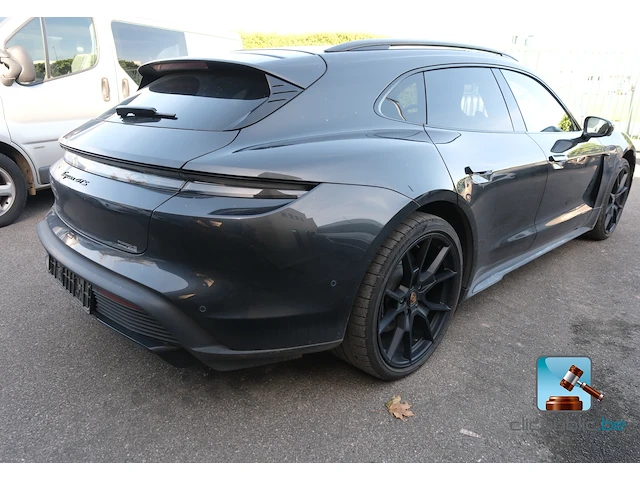 Porsche taycan gts - afbeelding 28 van  32