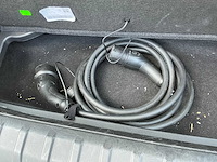 Porsche taycan personenauto - afbeelding 13 van  14