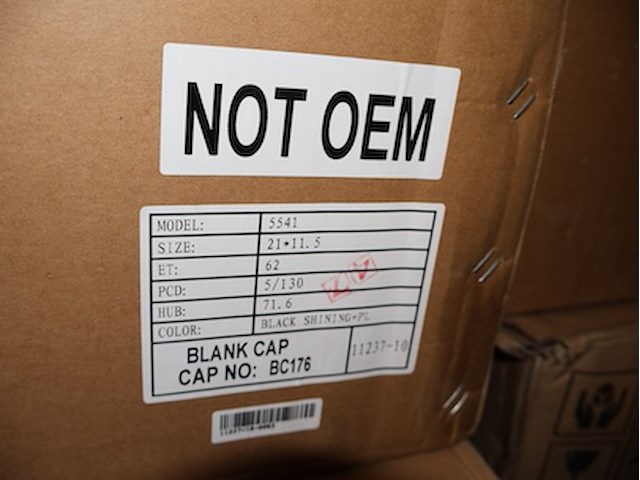 Porsche velg aluminium - afbeelding 3 van  7