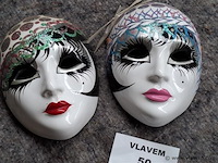 Porselein masker - afbeelding 1 van  3