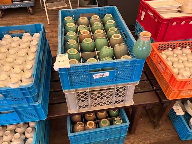 Porselein potjes (95x) - afbeelding 1 van  5