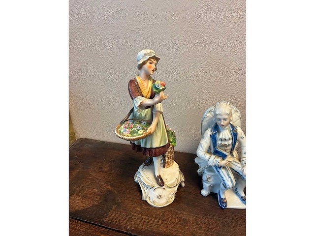 Porseleinen beeldjes (4x) - afbeelding 2 van  5