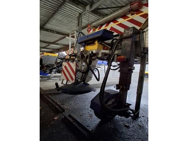 Portaalkraan mtm 5t + strooier - afbeelding 5 van  6