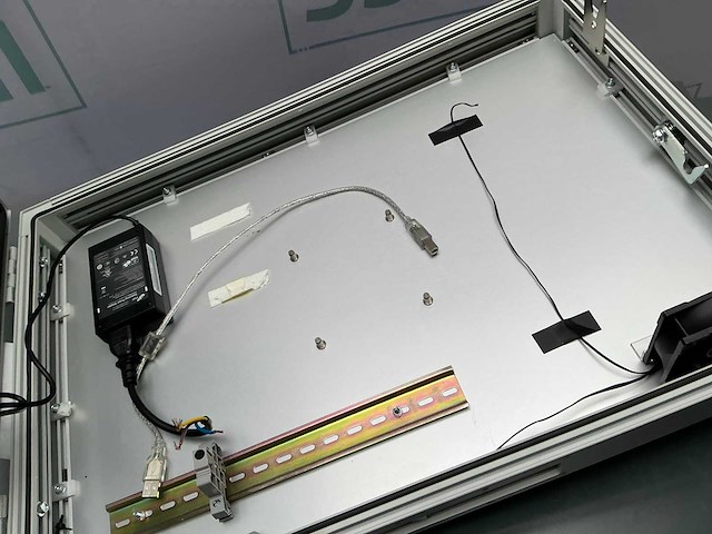 Portsignum psiv-215-pf industrieel touchscreen - afbeelding 4 van  6